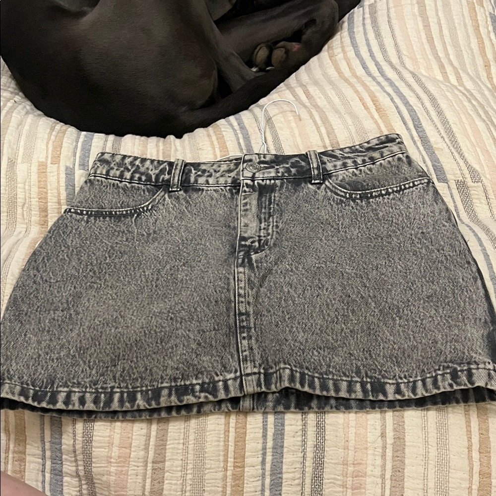 Stylish Denim Skirt - Black